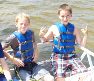 According to Florida law, youth ages 6 and under must wear a life jacket, but everyone can benefit from wearing one.  Photo credit Washington County Extension.