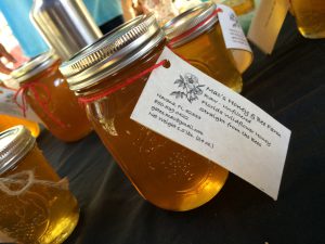 Lake Ella Growers Market - honey 1