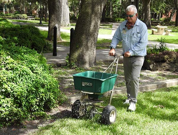 fertilizer  Gardening in the Panhandle