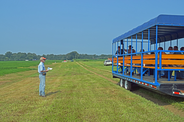 Friday Feature:  Highlights from the 2018 UF/IFAS Peanut Field Day