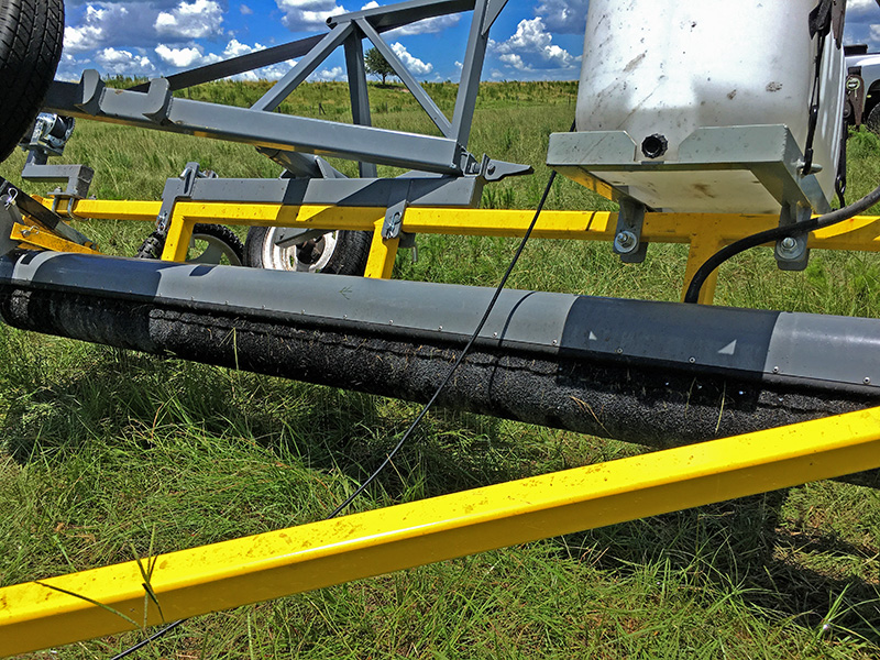 Controlling Broomsedge and Vaseygrass in Pastures Using a Weed-Wiper