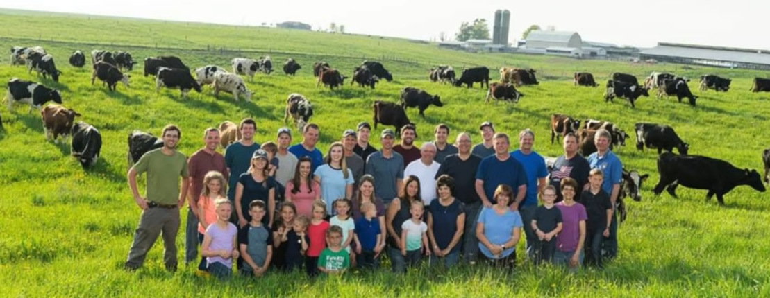 https://nwdistrict.ifas.ufl.edu/phag/files/2020/03/Peterson-Bros-Dairy-Farm-Families.png