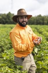 Isaac Esquivel